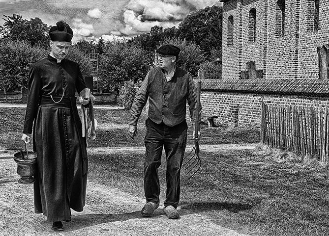 der Bauer und Herr Kaplan klein