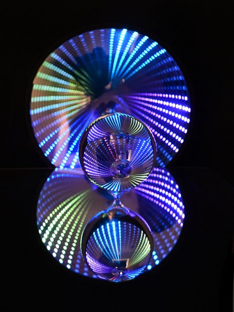 Glaskugel bunt (2) klein