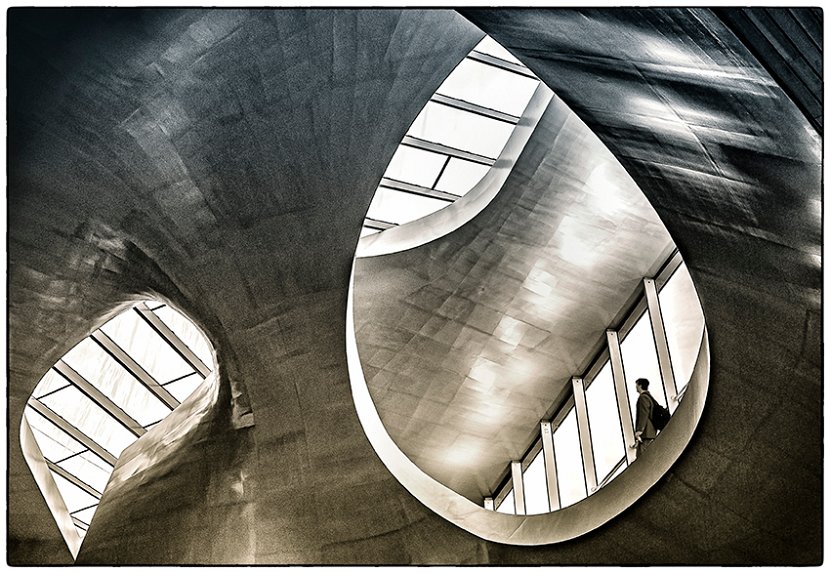Inside Arnhem-Station